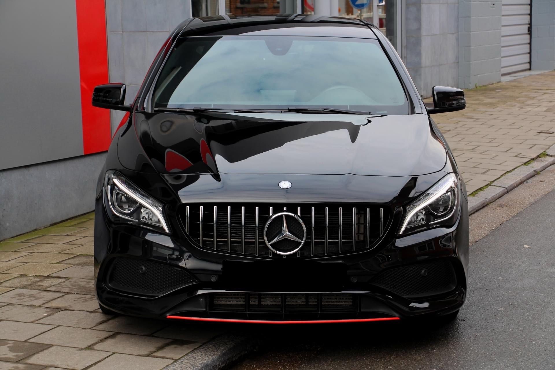 Mercedes CLA 180 Essence Pack ///AMG